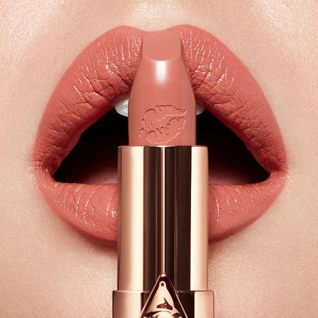 Charlotte Tilbury  Hot Lips Lipstick 2