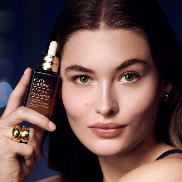 Estée Lauder  Advanced Night Repair Synchronized Multi-Recovery Complex Serum with Hyaluronic Acid